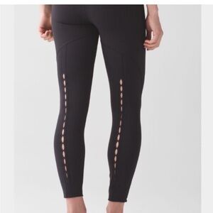 Lululemon peak 25” leggings size 4